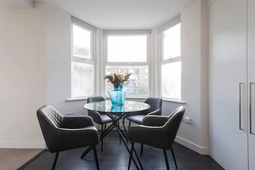 Elevated Elegance: 1Br 1Ba Flat In Wellmeadow Rd Apartamento Londres Reino Unido