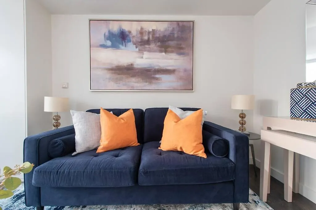 Elevated Elegance: 1Br 1Ba Flat In Wellmeadow Rd Apartamento Londres 0*,  Reino Unido