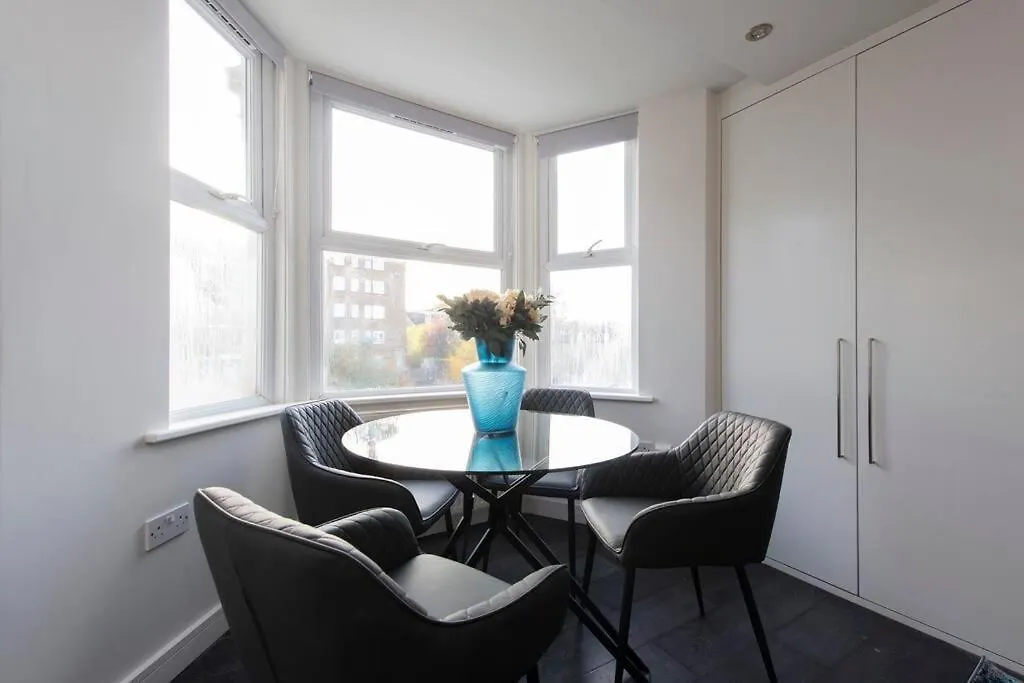 Elevated Elegance: 1Br 1Ba Flat In Wellmeadow Rd Apartamento Londres Reino Unido