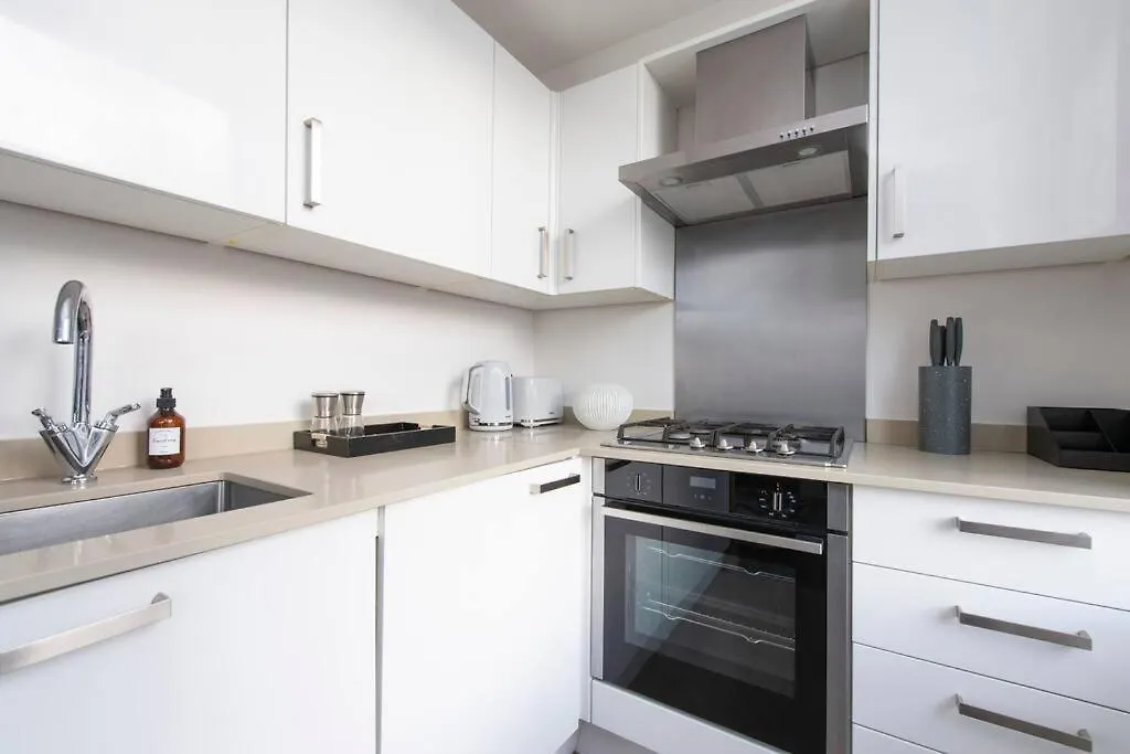 Elevated Elegance: 1Br 1Ba Flat In Wellmeadow Rd Apartamento Londres Reino Unido